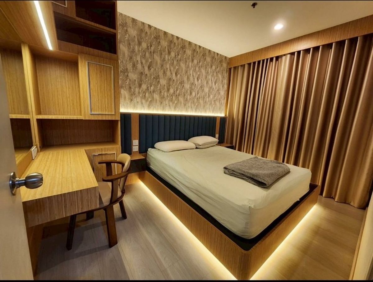 ให้เช่าคอนโดพระราม 9 เพชรบุรีตัดใหม่ RCA : FOR RENT 2 BEDROOM 2 BATHROOM 55 SQ.M  FULLY FURNIUTRE   READY TO MOVE IN