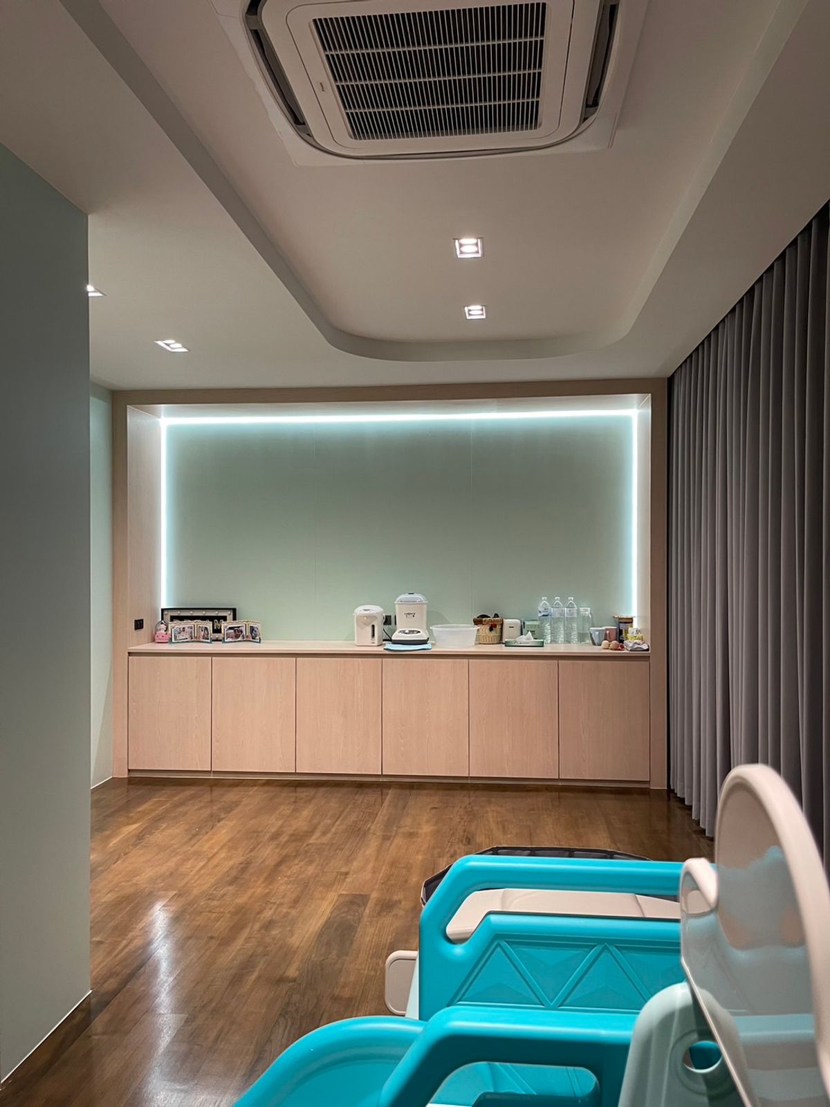 For RentHouseEakachai, Bang Bon : The Pavilla Bang Bon 3, a large luxury single house with free swimming pool, Fully Furnished, Ready to Move in