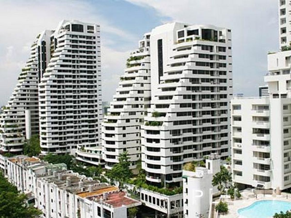 For SaleCondoSukhumvit, Asoke, Thonglor : Best price ever!! ✨Supalai Place Sukhumvit 39✨2 bedrooms, 1 bathroom, size 73 sq m, near BTS Phrom Phong Tel.0982645161