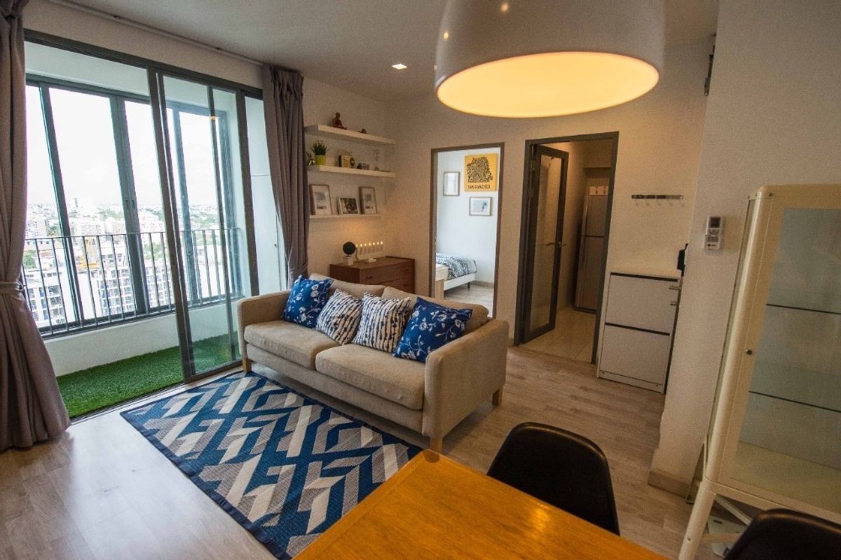 ขายคอนโดอ่อนนุช อุดมสุข : Ideo Mobi Sukhumvit (Soi 81) / 2 Bedrooms (SALE WITH TENANT), ไอดีโอ โมบิ สุขุมวิท (สุขุมวิท 81) / 2 ห้องนอน (ขายพร้อมผู้เช่า) TANG043