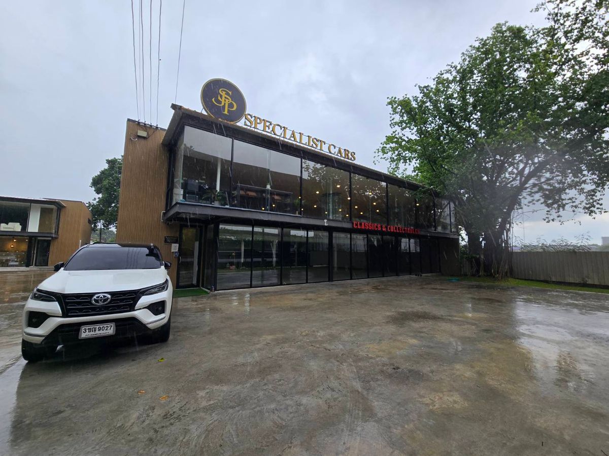 ให้เช่าโชว์รูมบางนา แบริ่ง ลาซาล : ให้เช่าโชว์รูม / ออฟฟิศ / ร้านชา / ร้านกาแฟ ทำเลดีที่สุด ใจกลางบางนา ตรงข้ามเมกาบางนา! ✨