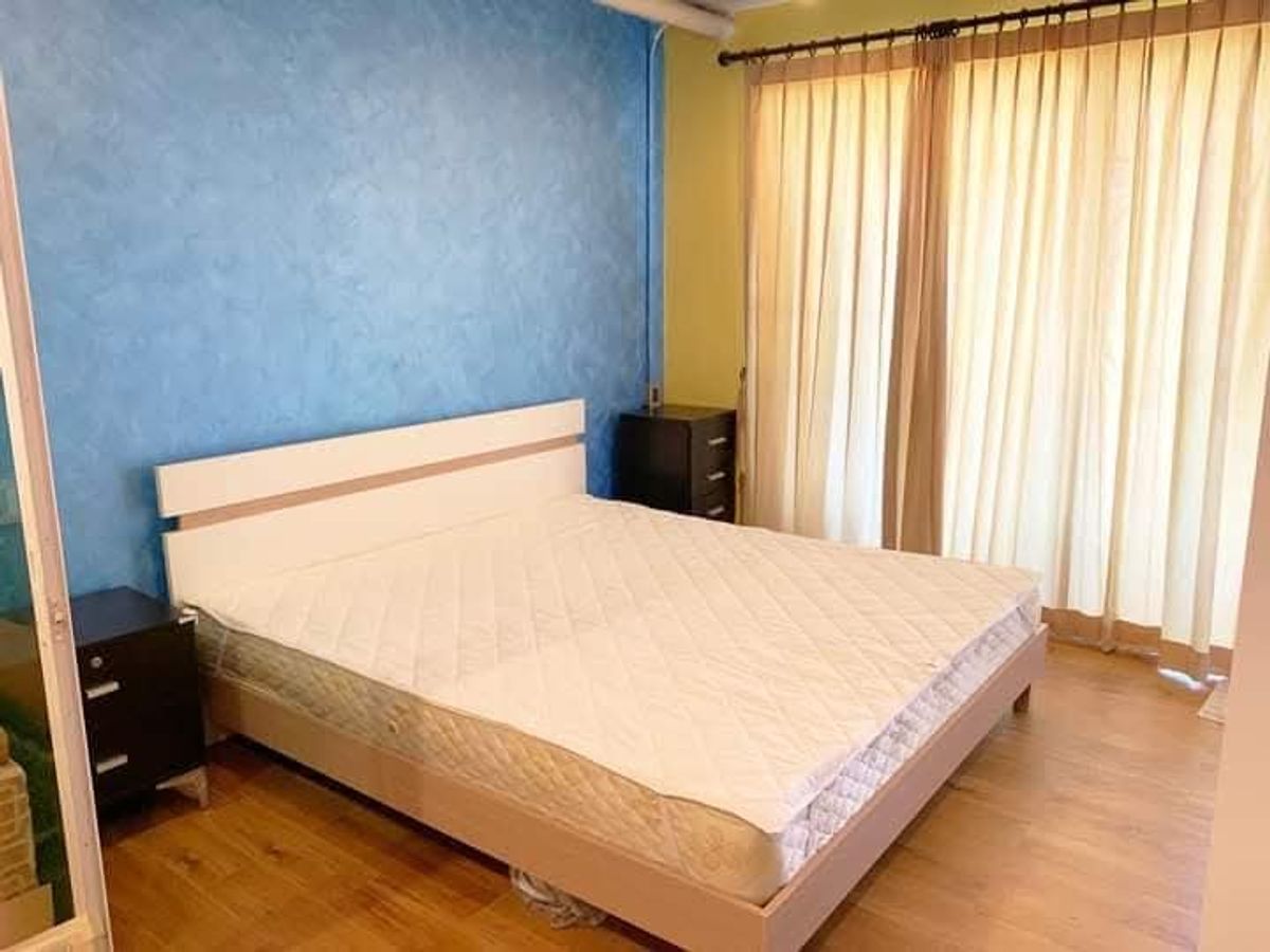 For RentCondoRatchadapisek, Huaikwang, Suttisan : Renting Ratchada Orchid. The room is on the 13th floor.