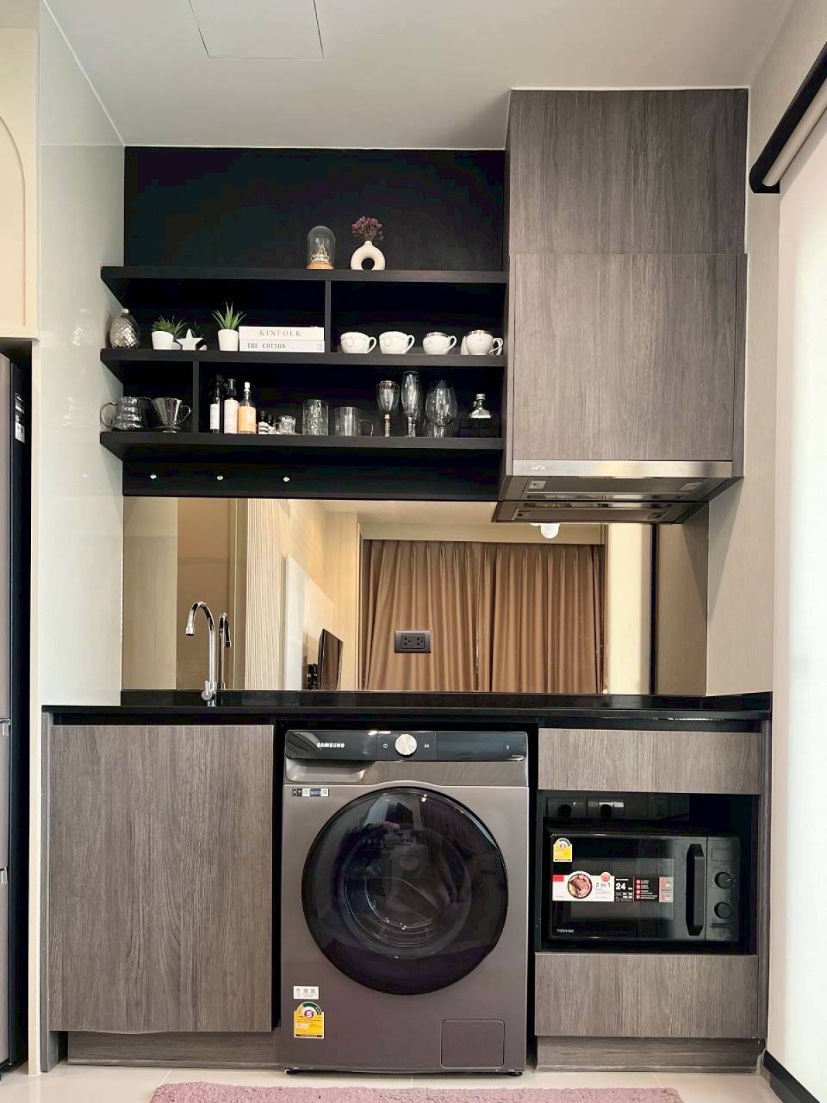 For SaleCondoRama9, Petchburi, RCA : For Sale Condo , THE BASE Phetchaburi - Thonglor , high floor , MRT-Phetchaburi , Bang Kapi , Huai Khwang , Bangkok , CX-142918