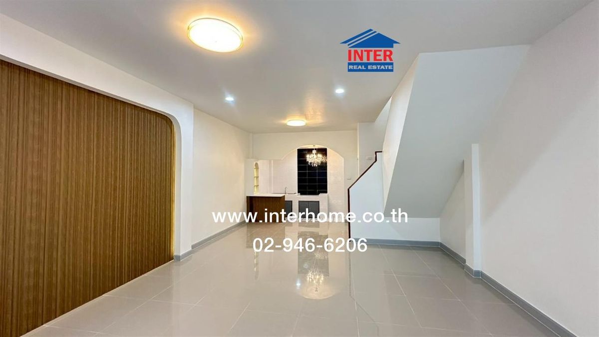 ขายทาวน์โฮมปทุมธานี รังสิต ธรรมศาสตร์ : ทาวน์เฮ้าส์ 2 ชั้น 19 ตร.ว. หมู่บ้านสราญธรรังสิต คลอง4 ใกล้หมู่บ้านปิยวรารมย์ ถนนรังสิต-นครนายก ถนนพระองค์เจ้าสายคลอง4 ธัญบุรี ปทุมธานี