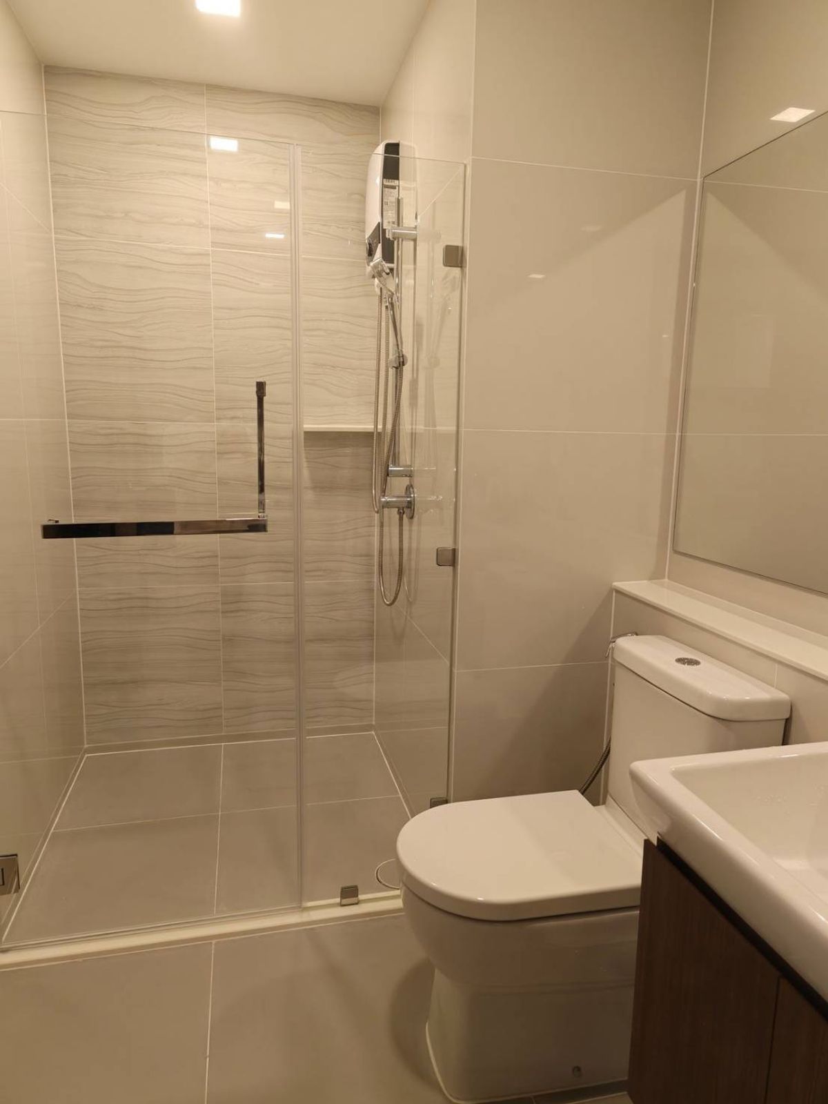 For RentCondoLadprao, Central Ladprao : Near BTS Ha Yaek Lat Phrao