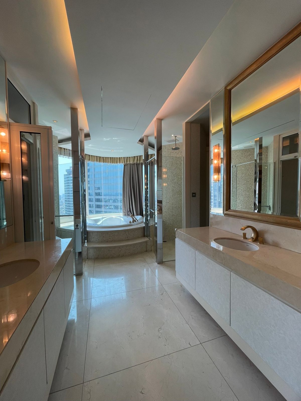 For SaleCondoSathorn, Narathiwat : Best price!!✨The Infinity✨3 bedrooms, 3 bathrooms, size 252.8 sq m, near BTS Chong Nonsi Tel.0982645161