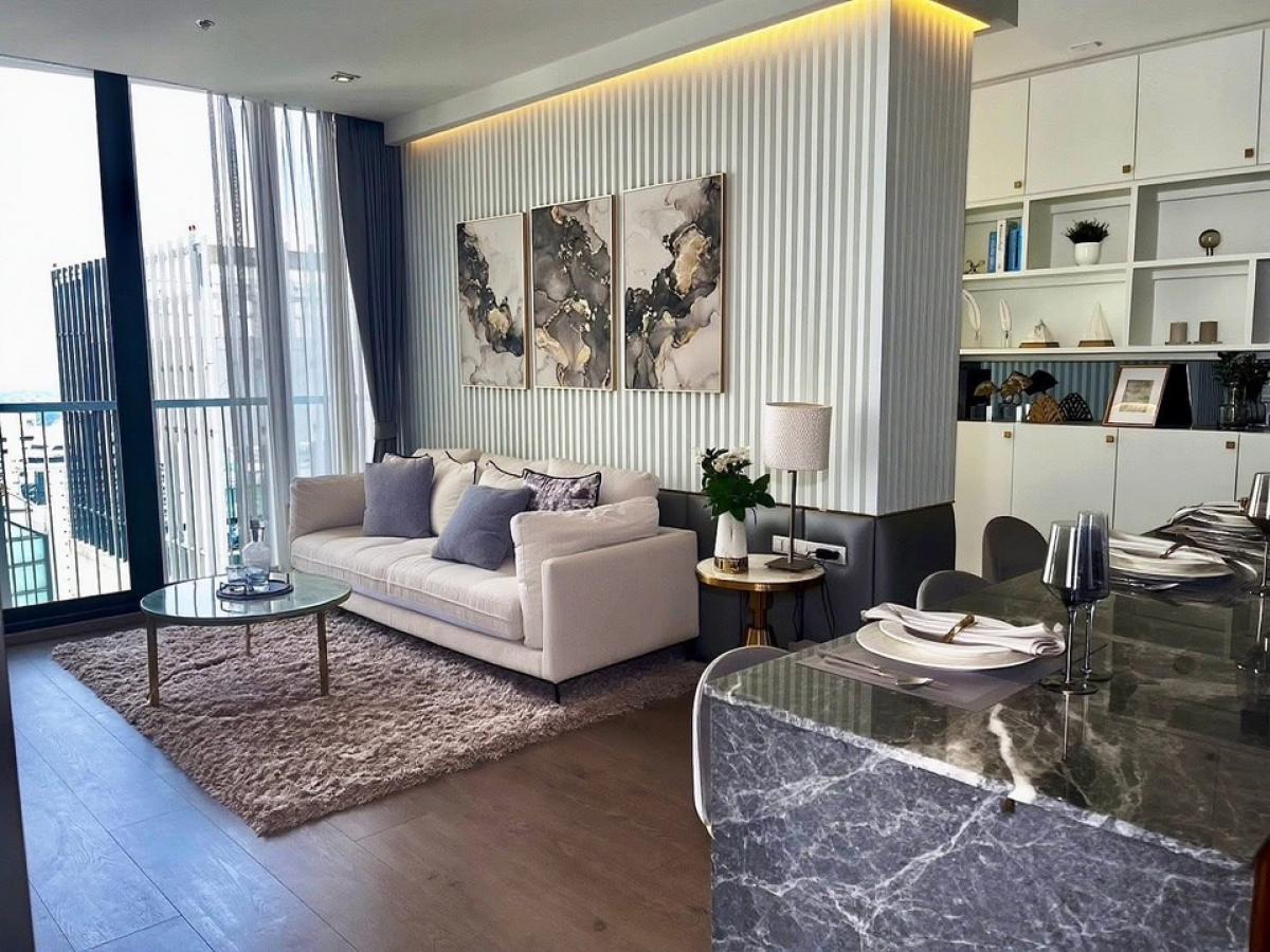 ขายคอนโดสุขุมวิท อโศก ทองหล่อ : For sale ขายห้องตัวอย่าง คอนโด park origin phromphong  108 sq.m. ราคา 26.9 mb. 3/2 ห้องนอน ชั้นสูง 43+