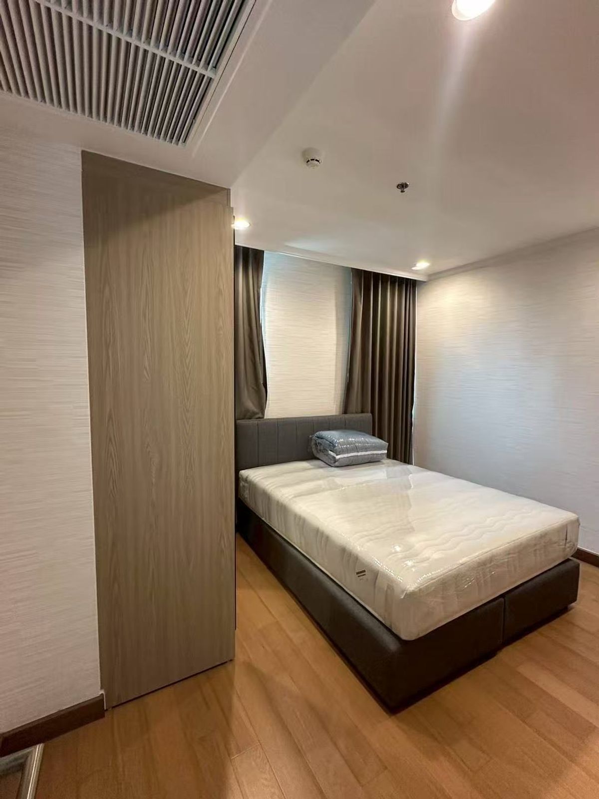 ให้เช่าคอนโดสุขุมวิท อโศก ทองหล่อ :  rent Supalai Oriental Sukhumvit 39 ให้เช่า ศุภาลัย โอเรียนทัล สุขุมวิท 39