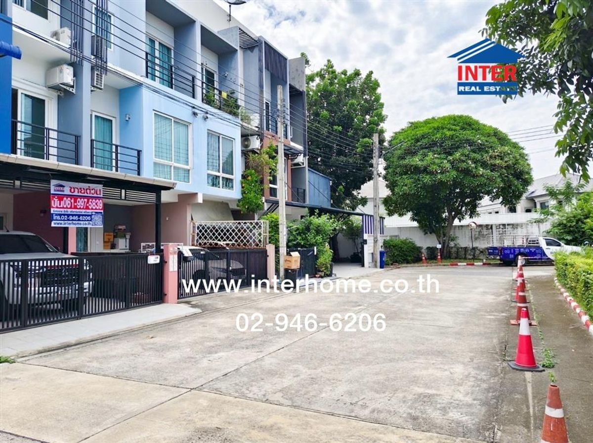 ขายทาวน์โฮมนวมินทร์ รามอินทรา : ทาวน์โฮม 3 ชั้น 21.9 ตร.ว. หมู่บ้านกรีนิชรามอินทรา ใกล้แม็คโครรามอินทรา ซอยรามอินทรา76 ถนนเสรีไทย เขตคันนายาว กรุงเทพมหานคร