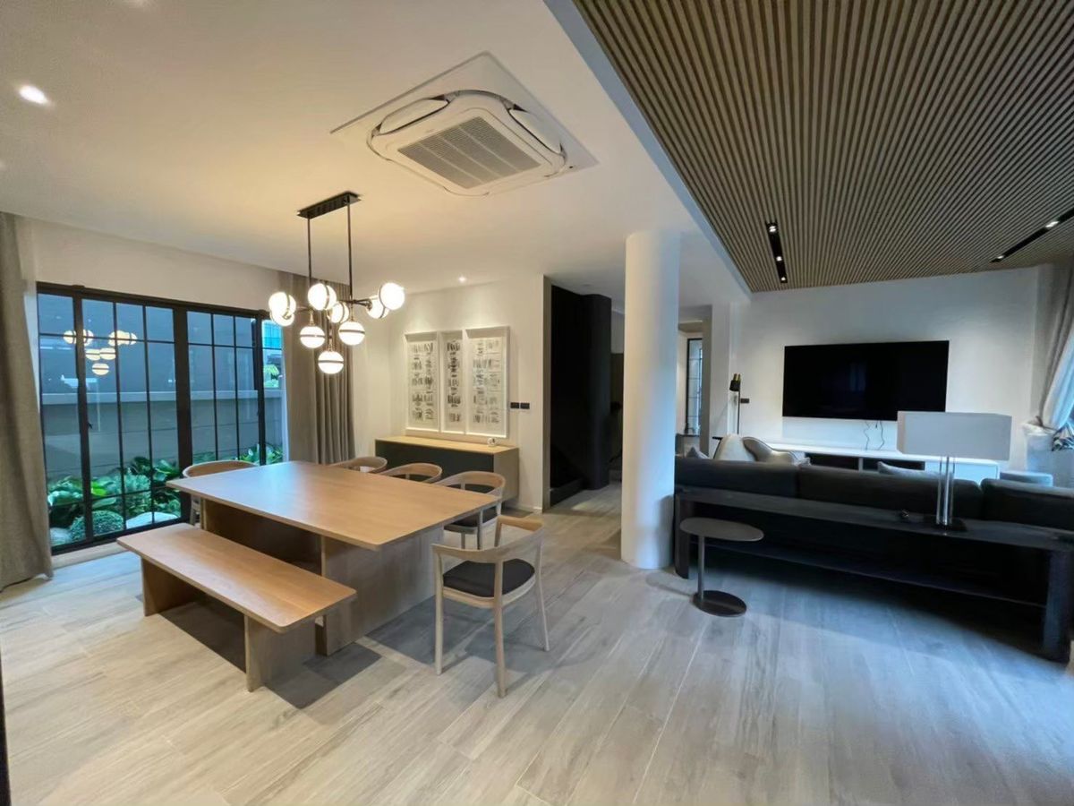 ขายบ้านแจ้งวัฒนะ เมืองทอง : 🎉🏡 Bangkok Boulevard แจ้งวัฒนะ 2 บ้านหรู Fully Furnished พร้อมอยู่! ✨ บ้านใหญ่ 427 ตร.ม. ทำเลทอง!