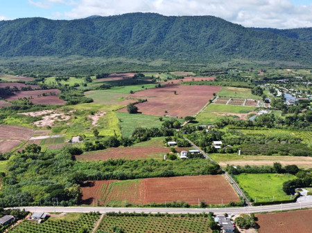 ขายที่ดินปากช่อง เขาใหญ่ : ขาย ที่ดิน เขาใหญ่ ติดถนนใหญ่ไปวังน้ำเขียว ต.หมูสี อ.ปากช่อง 2 ไร่ เห็นทิวเขา สวยสุดๆ