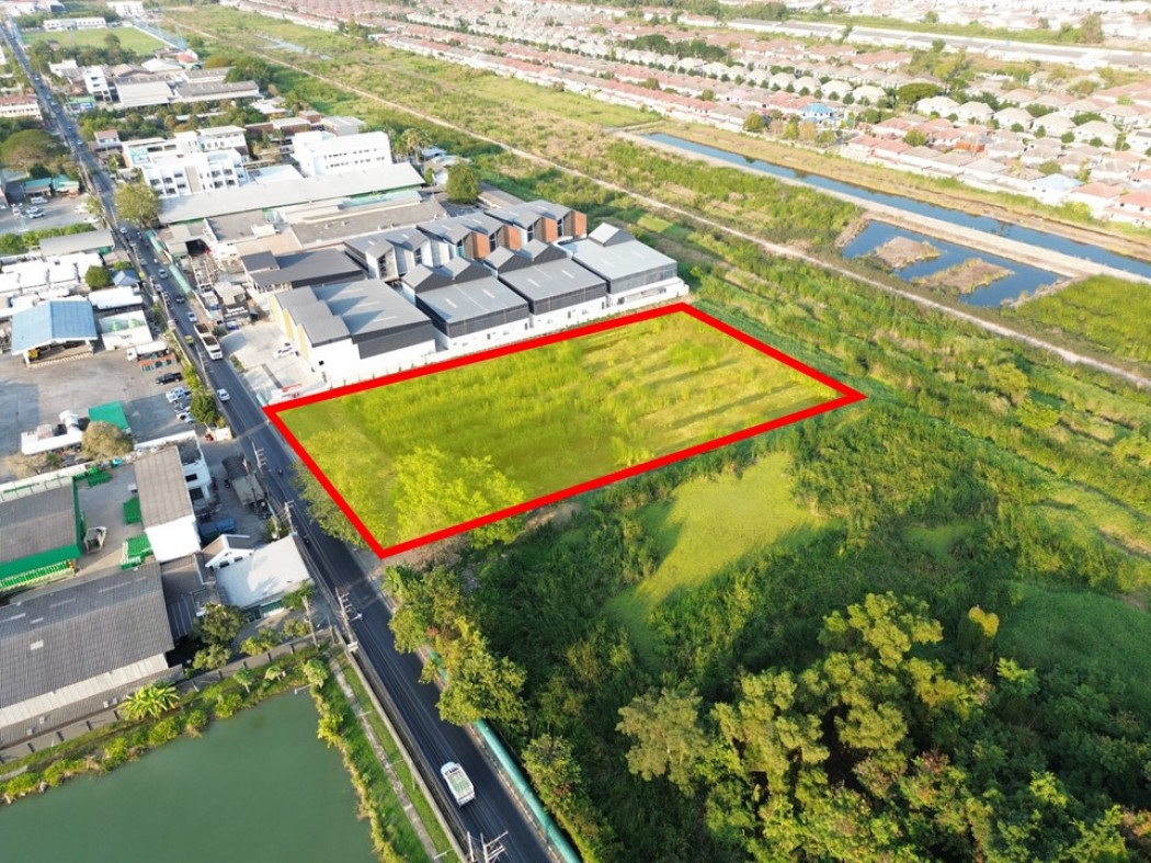 For SaleLandPathum Thani,Rangsit, Thammasat : Land for sale, Bueng Yi Tho, Thanyaburi, 4 rai, 2 ngan, 50 sq w, near Rangsit-Nakhon Nayok Road, only 650 m. DD