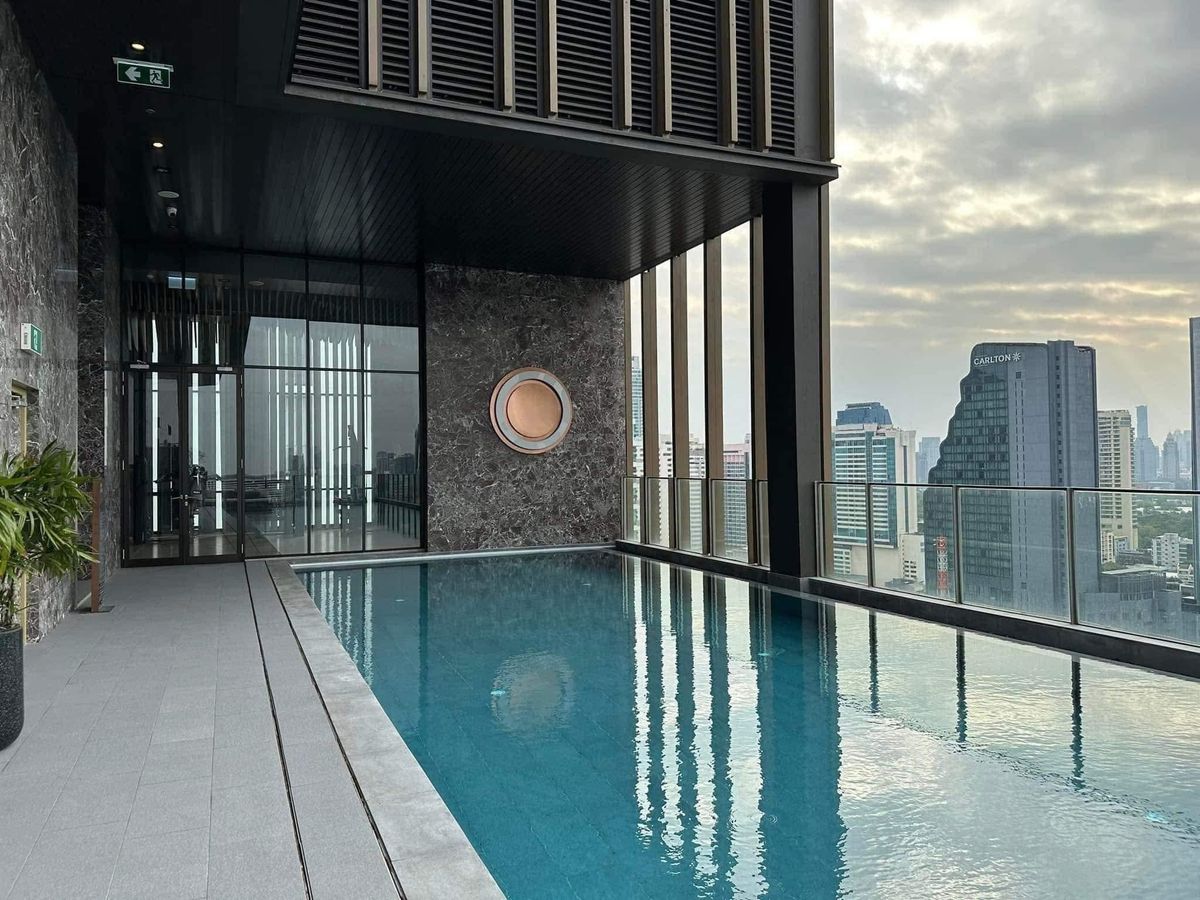 For RentCondoSukhumvit, Asoke, Thonglor : Noble Around 33, in the heart of Sukhumvit 📍 Near BTS Phrom Phong opposite Emphere