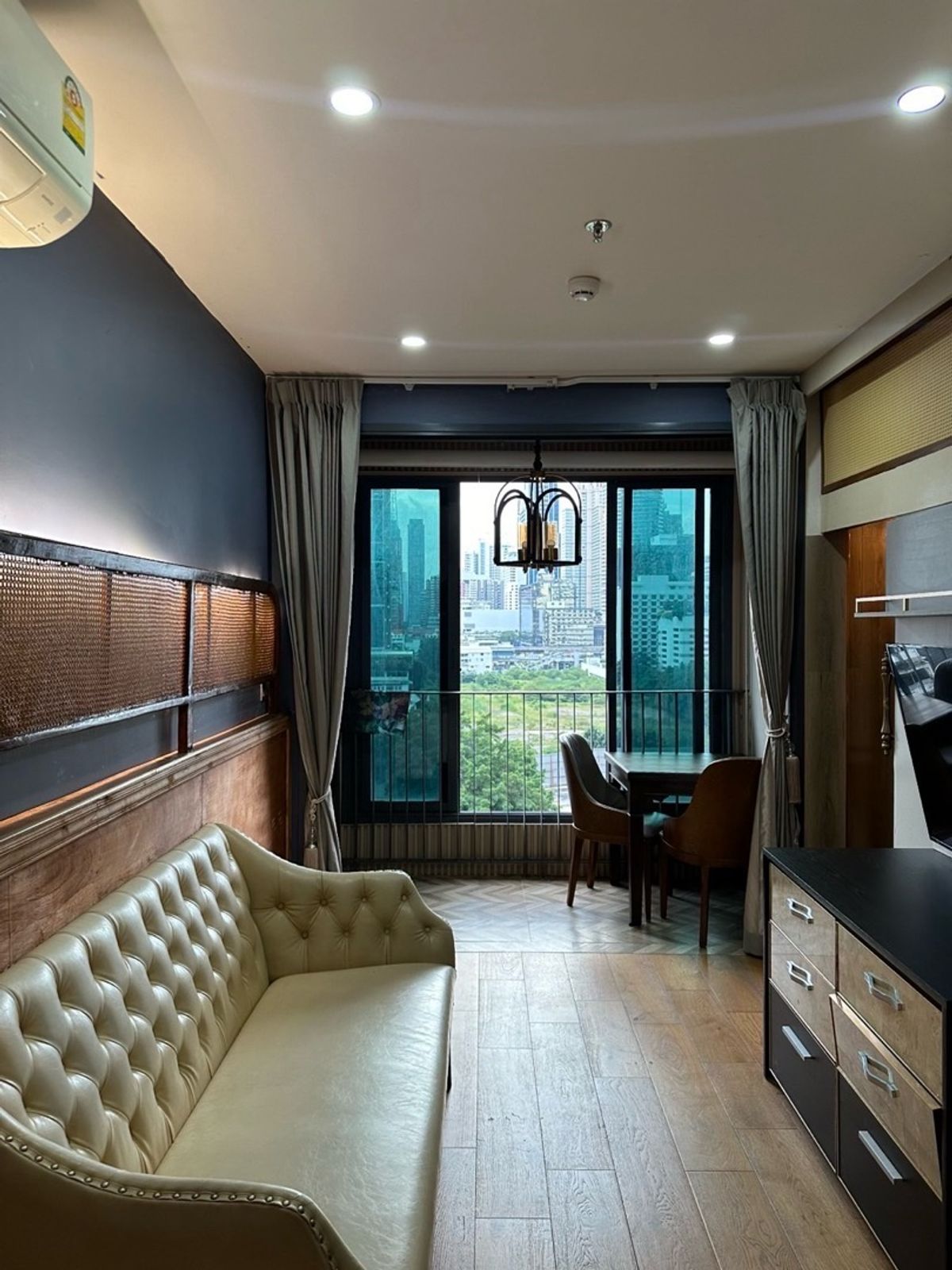 ให้เช่าคอนโดราชเทวี พญาไท : For rent  Q Chidlom 