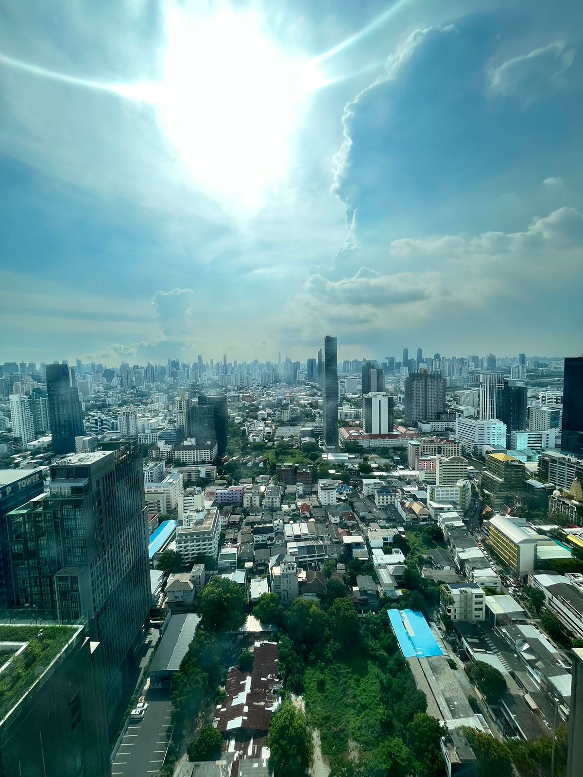 คอนโดสุขุมวิท อโศก ทองหล่อ : For Sale / Rent C Ekamai Sukhumvit 130,000 baht 3 Bed 3Bath  163sqm Fl43