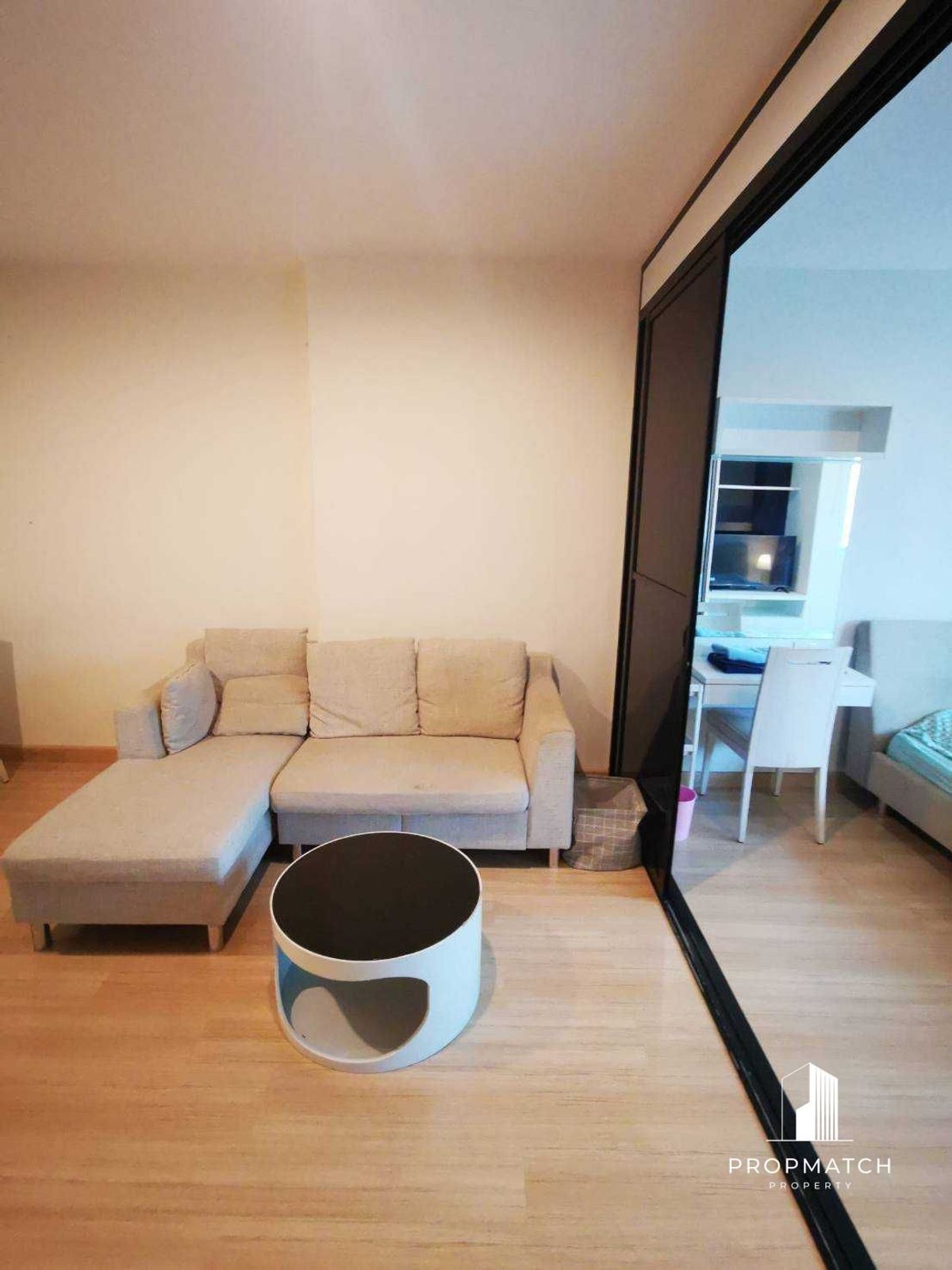 ขายคอนโดลาดพร้าว เซ็นทรัลลาดพร้าว : ✨Flash Deal ✨Life @ Ladprao 18 ( 1Bed 1Bath 40SQM.) พร้อมอยู่ ! เพียง 3,700,000 บาท Tel.0981315848 @propmatch