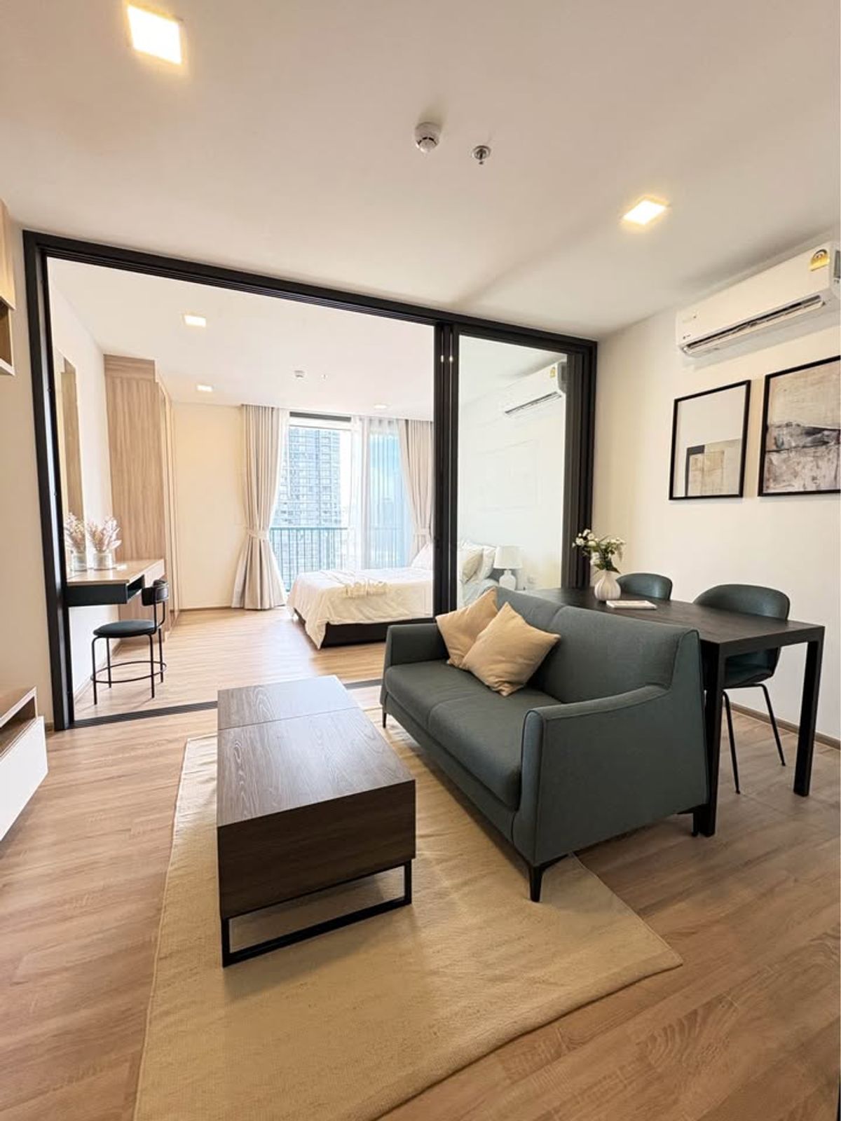 For RentCondoRatchathewi,Phayathai : 🔴23,000฿🔴 𝐗𝐓 𝐏𝐡𝐚𝐲𝐚𝐭𝐡𝐚𝐢┃XT Phayathai ✅ near BTS Phayathai. Happy to serve. If interested, talk to 𝙇𝙄𝙉𝙀. (Responds very quickly):​📱 Property code​ 6810-1001📱: Line ID:@bbcondo88