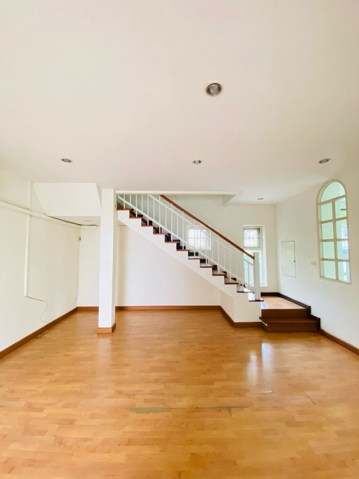 For SaleHouseOnnut, Udomsuk : House for sale in the back of the alley at Muang Thong 4, Sukhumvit 101 (Soi Wat Thammamongkol), near BTS Punnawithi and True Digital Park. Convenient travel location, suitable for both living and investment.