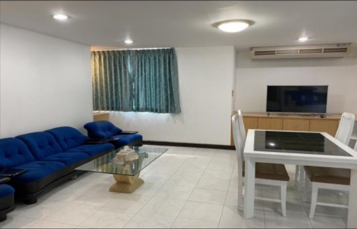 ขายคอนโดสุขุมวิท อโศก ทองหล่อ : LTH12750 - D.S.Tower 2 Condo FOR SALE Size 140 sqm. 2 beds 2 baths Near BTS Phrom Phong Station ONLY 13 MB