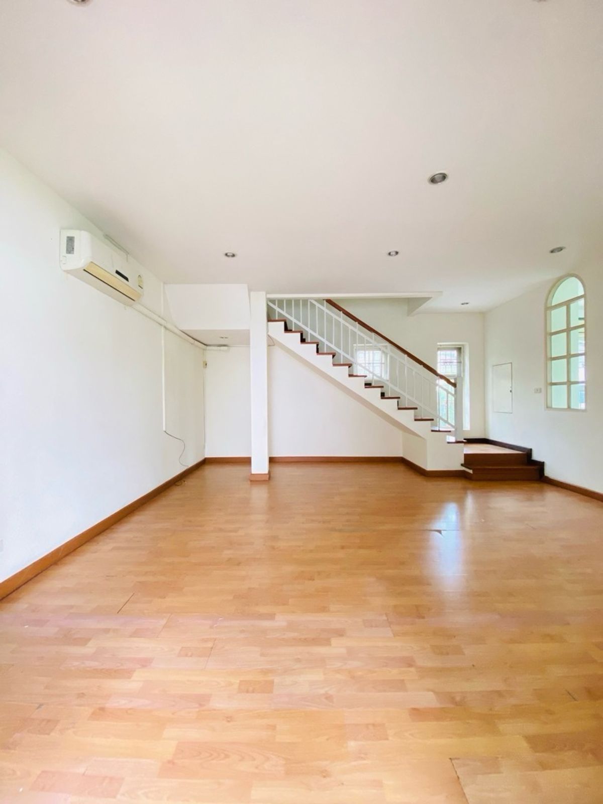 For SaleHouseOnnut, Udomsuk : House for sale in the back of the alley at Muang Thong 4, Sukhumvit 101 (Soi Wat Thammamongkol), near BTS Punnawithi and True Digital Park. Convenient travel location, suitable for both living and investment.