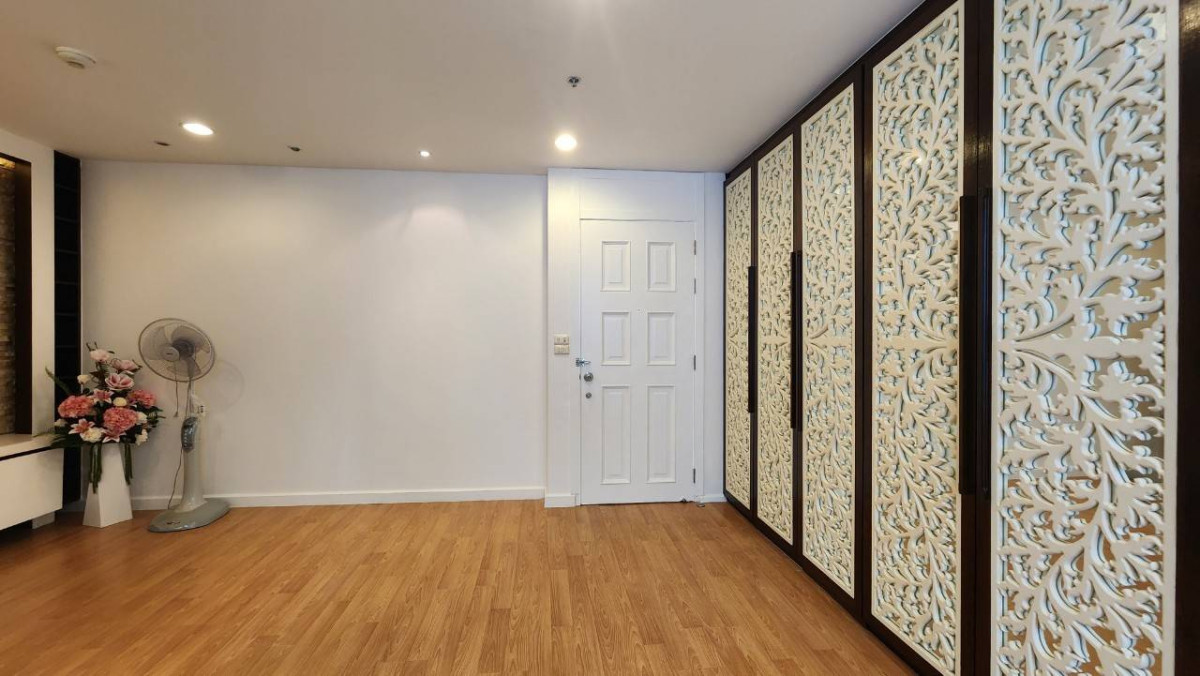 For SaleCondoChokchai 4, Ladprao 71, Ladprao 48, : For Sale Condo , Life @ Ratchada (Ladprao 36) , BTS-Ha Yaek Lat Phrao , Chomphon , Chatuchak , Bangkok , CX-40651