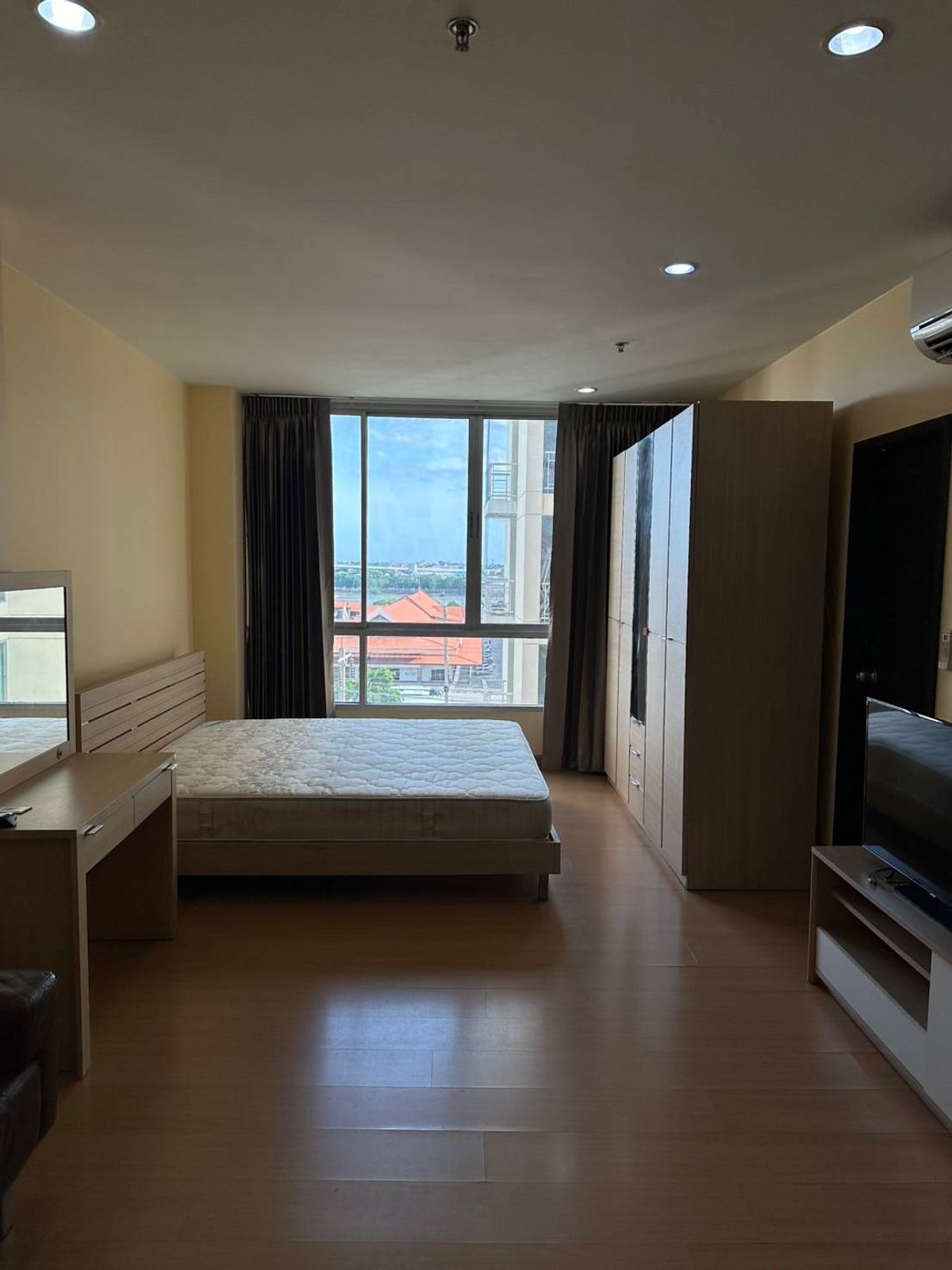 ให้เช่าคอนโดพระราม 3 สาธุประดิษฐ์ : *FOR RENT* The Star Estate พระราม 3  (BSR 1457)