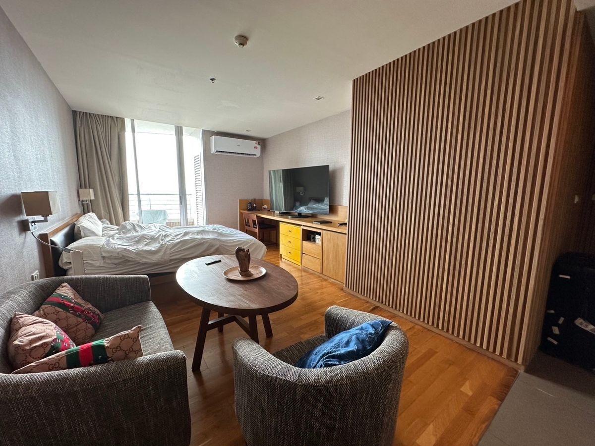 For RentCondoSathorn, Narathiwat : Condo For Rent | The Best Value In The Project “Sathorn Heritage” 41 Sq.m. Near BRT Arkan Songkhro and BTS Chong Nonsi
