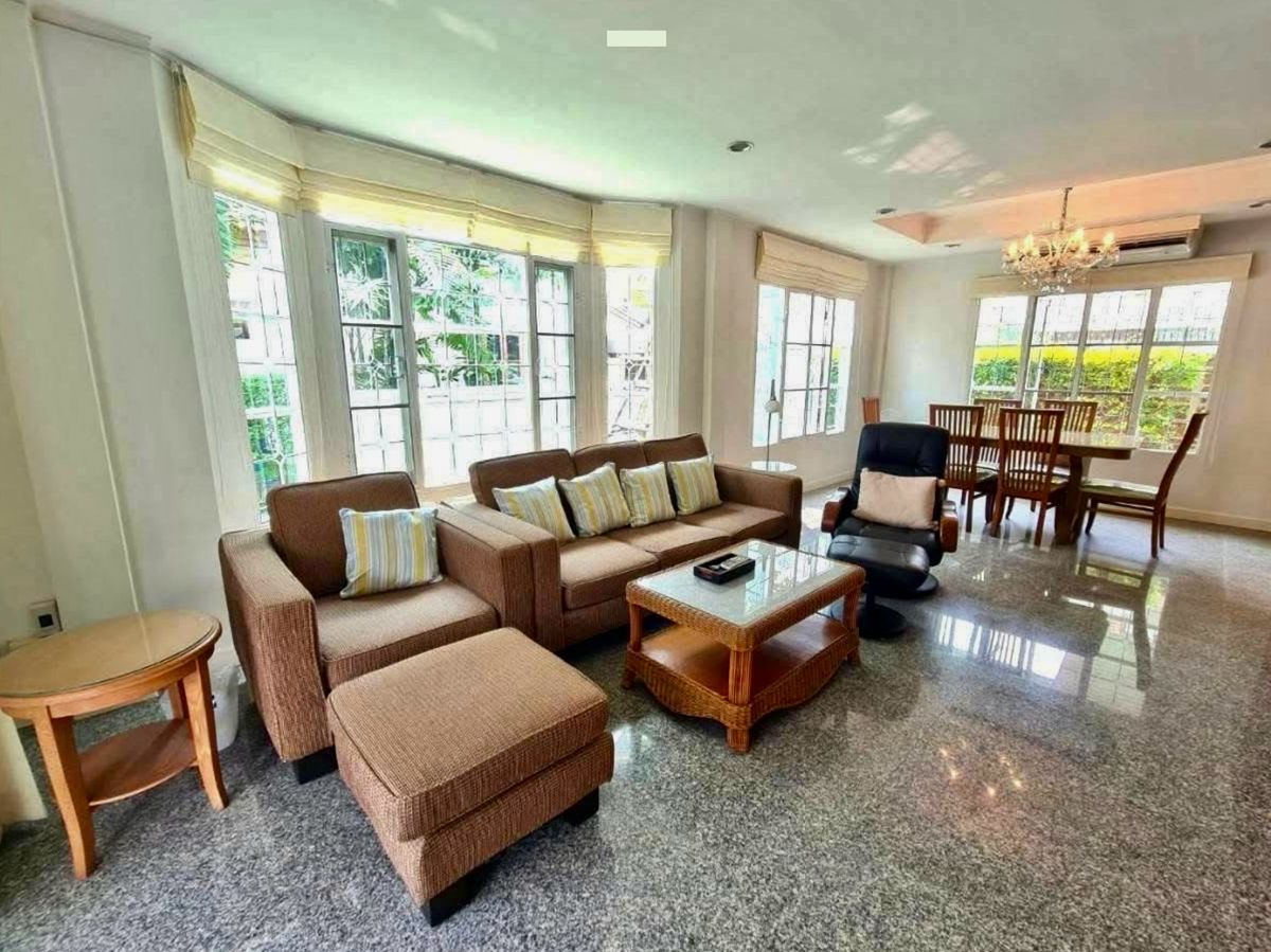 ให้เช่าบ้านสมุทรปราการ สำโรง : 🏡 ให้เช่า: บ้านเดี่ยวสวยพร้อมอยู่ – บ้าน Mantana Srinakarin ✨ บ้านตกแต่งครบ พร้อมเฟอร์นิเจอร์ครบชุด | โครงการคุณภาพจาก Land & Houses | ใกล้รถไฟฟ้าสายสีเหลือง & เมกะบางนา ✨