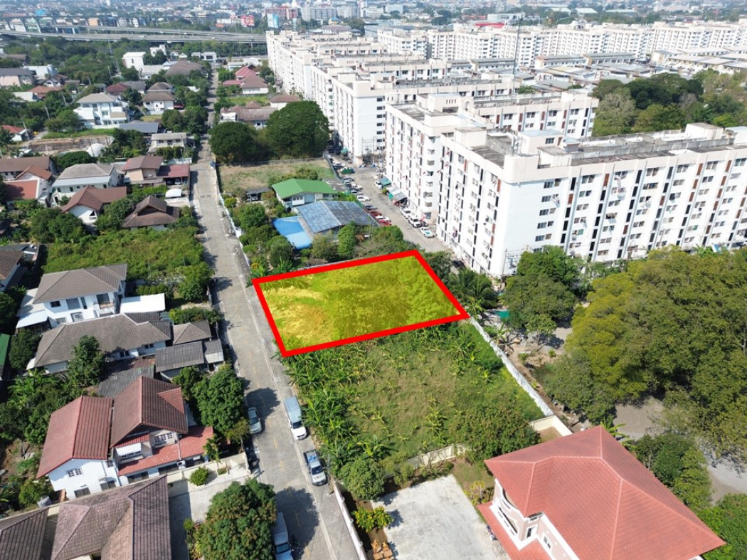 For SaleLandKasetsart, Ratchayothin : Land for sale, Soi Ram Intra 61, Intersection 16, size 219 sq w, near Ram Intra Road, only 600 m. KK
