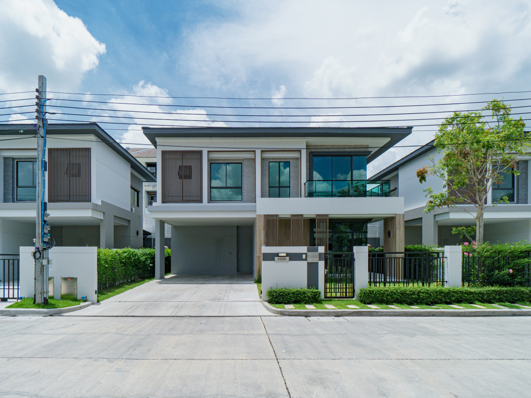 ขายบ้านวิภาวดี ดอนเมือง หลักสี่ : ขาย บ้านเดี่ยว บางกอก บูเลอวาร์ด ดอนเมือง-แจ้งวัฒนะ 300 ตรม. 64 ตร.วา 4นอน 4น้ำ สภาพเยี่ยม CC.