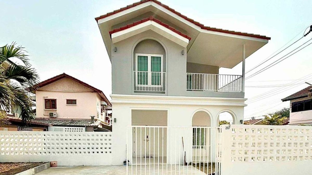 ให้เช่าเชียงใหม่ : ให้เช่า Pool Villa  สองชั้น  3 ห้องนอน 3 ห้องน้ำ 1 ห้องรับแขก 1 ห้องครัว  