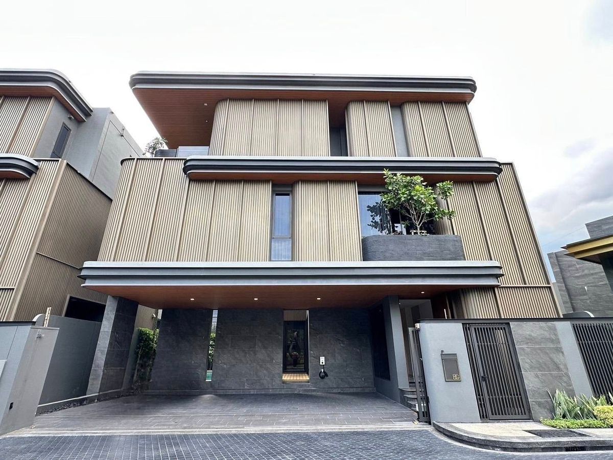 ให้เช่าบ้านพระราม 9 เพชรบุรีตัดใหม่ RCA : BuGaan Rama 9 - Mengjai