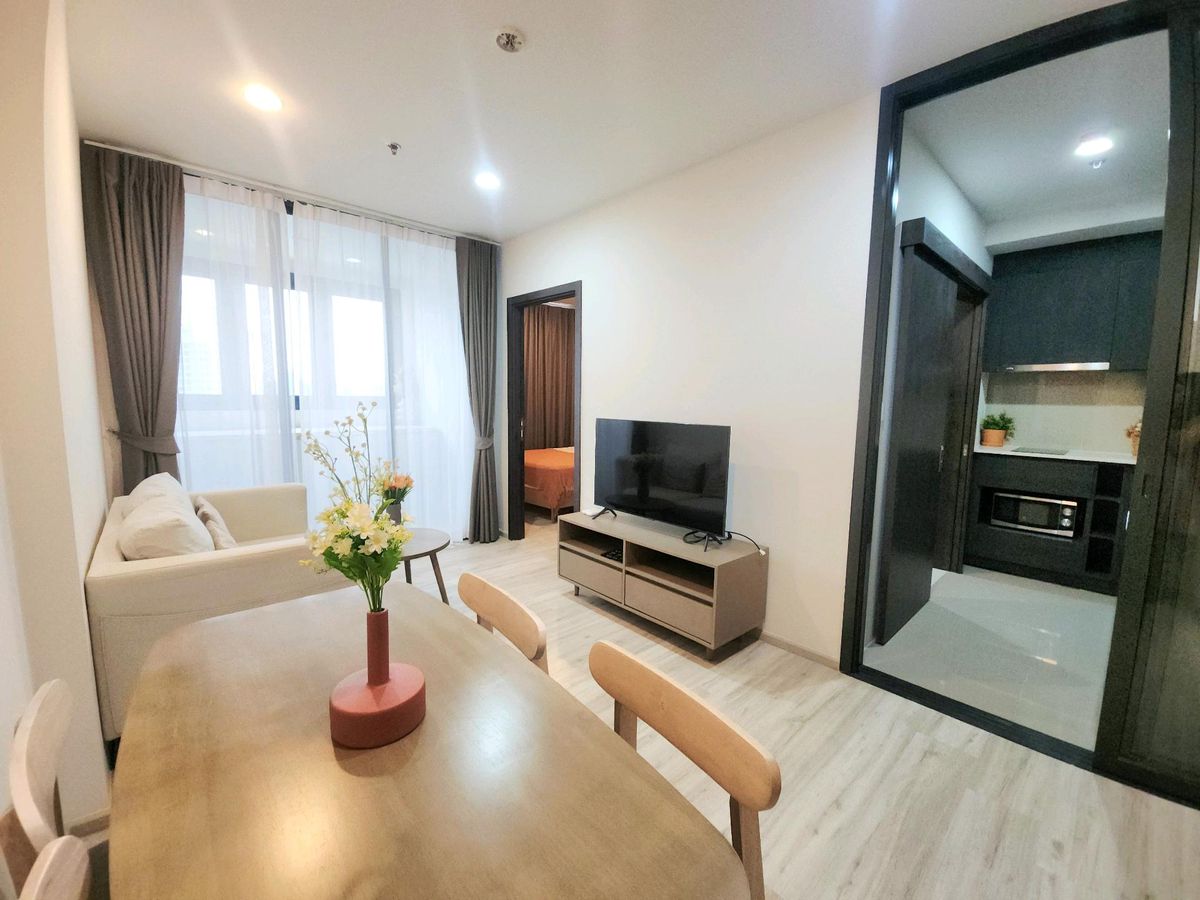 For RentCondoRatchadapisek, Huaikwang, Suttisan : 🔴17,000 ฿ 🔴 𝐗𝐓 𝐇𝐮𝐚𝐢𝐤𝐡𝐰𝐚𝐧𝐠┃ XT Huai Khwang ✅ Near MRT Huai Khwang, happy to serve 🙏 Interested in greeting 𝙇𝙄𝙉𝙀 Mana (answer very quickly): 📱 Property Code 6808-2209📱: ID LINE:@bbcondo88
