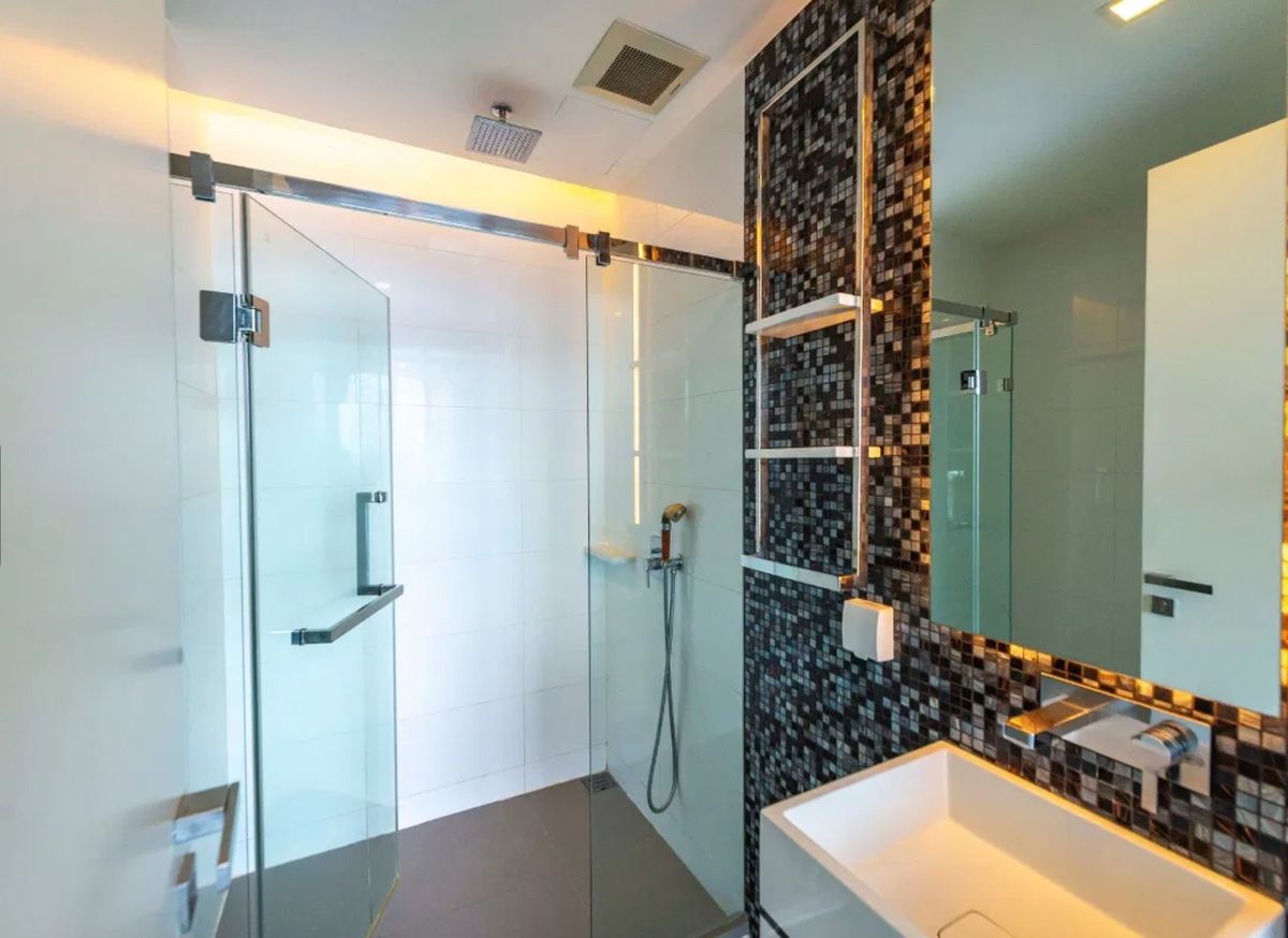 For RentCondoOnnut, Udomsuk : The Room 69 35 SQ.M. Eng 中 日 Please Add Line ID @806QPHGN O8415O5483