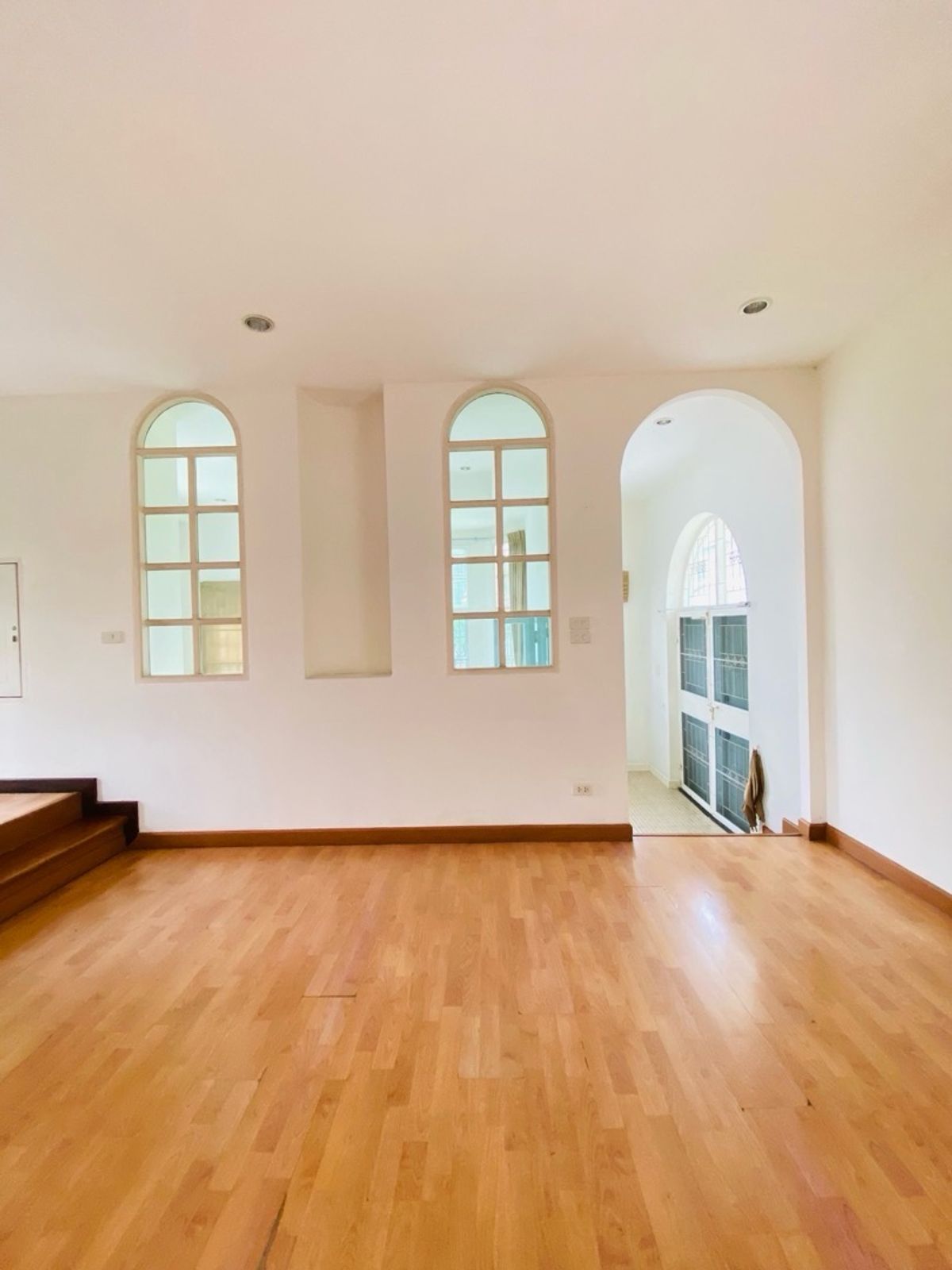 For SaleHouseOnnut, Udomsuk : House for sale in the back of the alley at Muang Thong 4, Sukhumvit 101 (Soi Wat Thammamongkol), near BTS Punnawithi and True Digital Park. Convenient travel location, suitable for both living and investment.