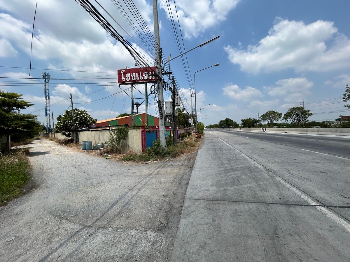 ขายที่ดินปทุมธานี รังสิต ธรรมศาสตร์ : ขายที่ดิน 13-2-0 ไร่ ติดถนนหมายเลข9 ติดคลังโลตัส สามโคก ปทุมธานี ที่ดินสวยถมแล้วบางส่วน เหมาะสร้างโกดัง โรงงาน สร้างหมู่บ้าน คอมมิวนิตี้มอลล์ ปั๊มน้ำมัน 