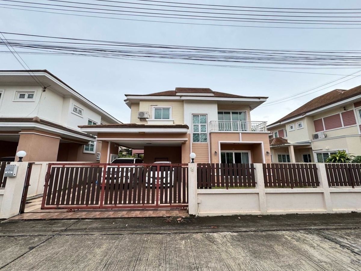 ให้เช่าบ้านพัทยา บางแสน ชลบุรี สัตหีบ : 👉🏻 For rent ให้เช่าบ้านเดี่ยว 2 ชั้น / 2-Storey Detached house
หมู่บ้าน ปิยวัฒน์ลากูน่าแอนด์การ์เด้น -
อ่างศิลา (Piyawat Laguna and Garden, Ang Sila) ติดต่อ :@067kmdun 