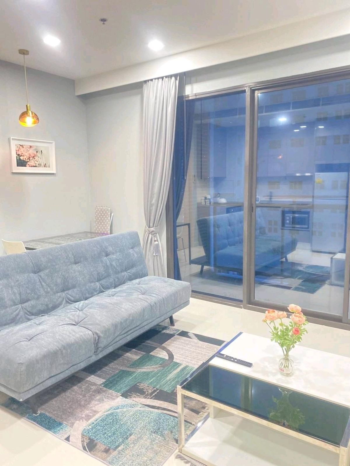 For RentCondoRatchathewi,Phayathai : For Rent 1 Bed 44 SQM. M Phayathai Call 0896365889