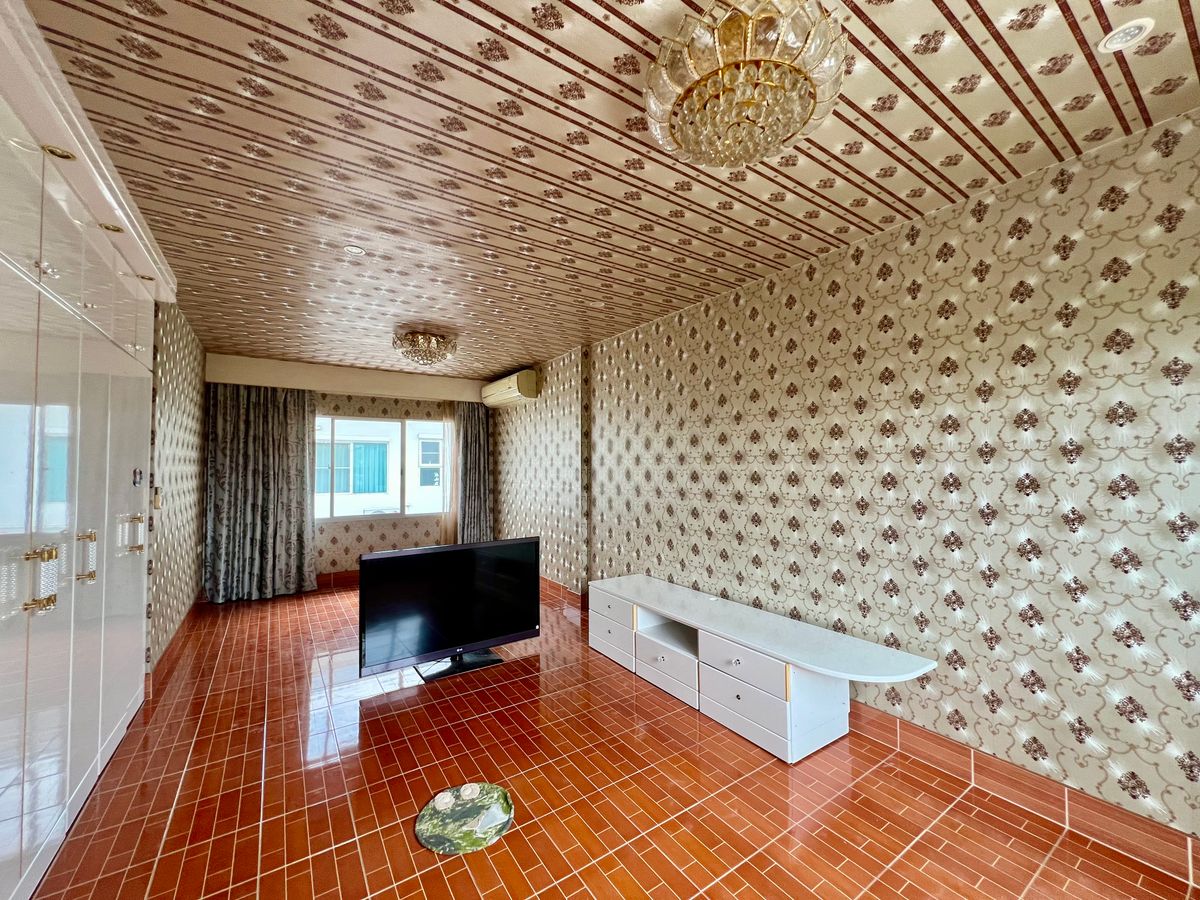 For RentTownhomePattanakan, Srinakarin : 🏡 For Rent: 2-Bedroom Townhome at Town Avenue Rama 9 by Sansiri ✨ Great location in Soi Krungthep Kreetha 7 | Beautiful home, ready to move in ✨