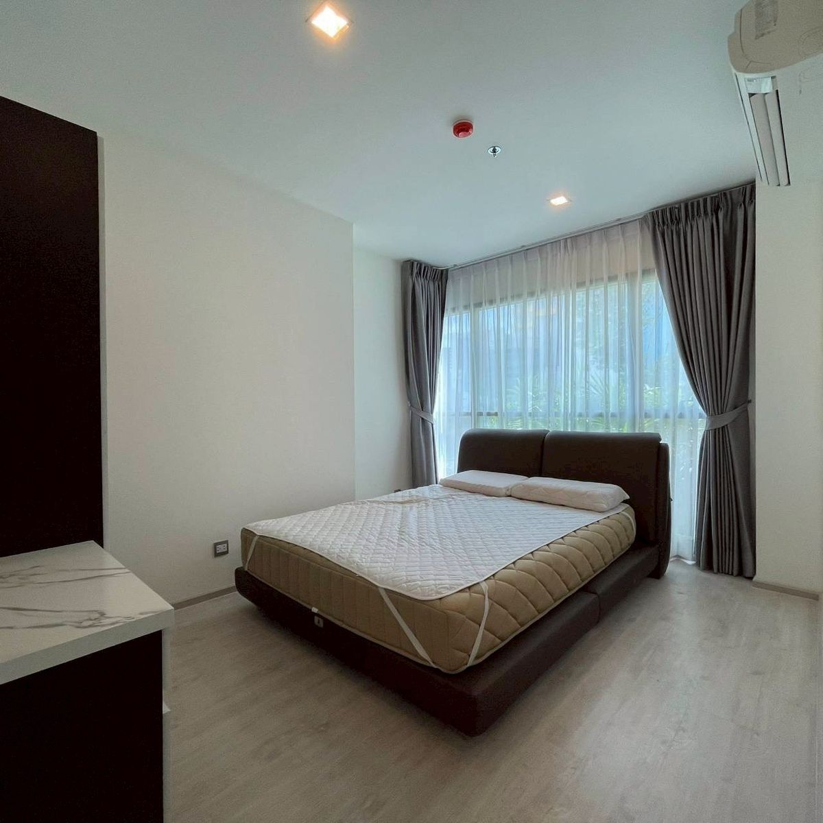 ให้เช่าคอนโดราชเทวี พญาไท : Rhythm Rangnam (ริธึ่ม รางน้ำ) (2bed2bath 60sqm)