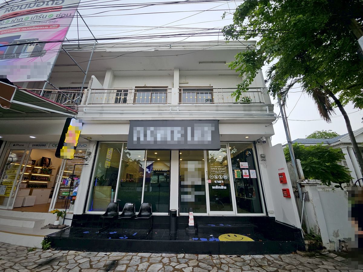 ขายอาคารพาณิชย์ปทุมธานี รังสิต ธรรมศาสตร์ : ลงทุนวันนี้! รับค่าเช่าทันที ทำเลค้าขาย ริมถนนหลัก ใกล้มหาลัย-ตลาด-รถไฟฟ้า, ตึกแถว/อาคารพาณิชย์ 2 ชั้น, 20.6 ตร.วา, ริมถนนเอกทักษิณ หมู่บ้านเมืองเอก ทำเลค้าขาย, ใกล้มหาวิทยาลัยรังสิต, ใกล้รถไฟฟ้าสายสีแดง สถานีหลักหก 