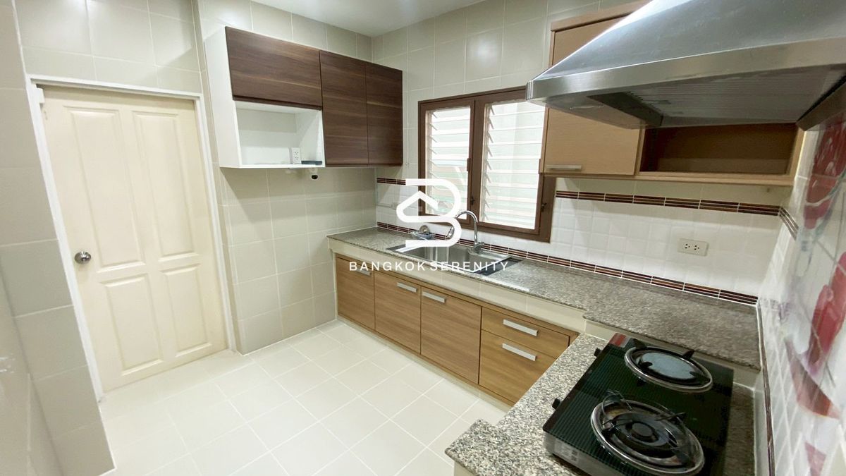 ให้เช่าบ้านบางนา แบริ่ง ลาซาล : Pet friendly House for rent at Setthasiri Bangna Km.7 