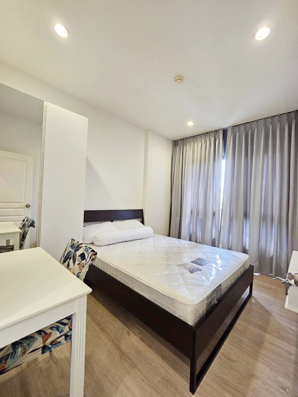 ขายคอนโดพัฒนาการ ศรีนครินทร์ : S-S1R9142  ขายคอนโด เอสวัน พระราม 9, ขนาด 65 ตรม.❤️2 นอน 2 น้ำ, ชั้น 4 ตึกบี 4.9 ล้าน 064-959-8900