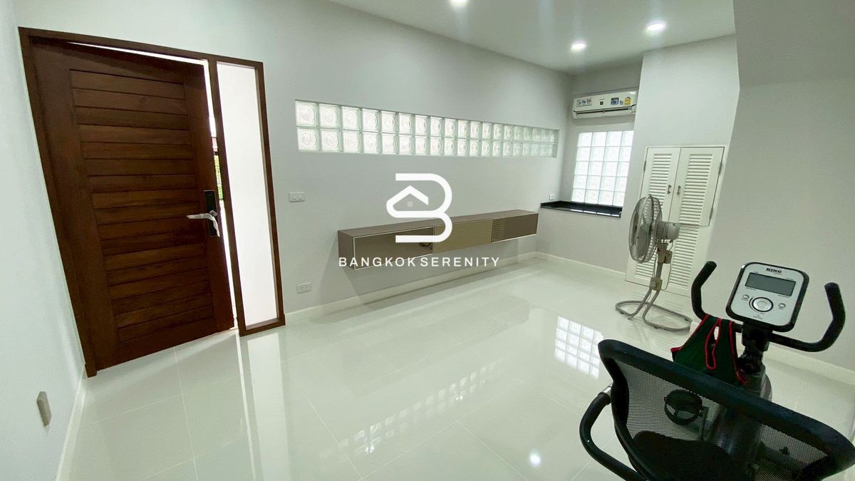 ให้เช่าบ้านบางนา แบริ่ง ลาซาล : Pet friendly House for rent at Setthasiri Bangna Km.7 