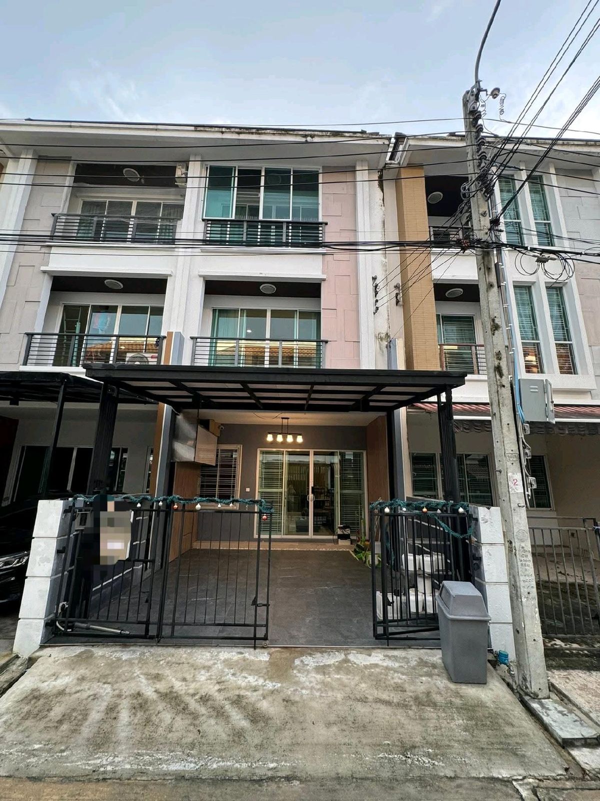 For RentTownhomeSathorn, Narathiwat : 🔥🔥🔥 Ban Klang Mueang Village, Sathorn 🔥🔥🔥