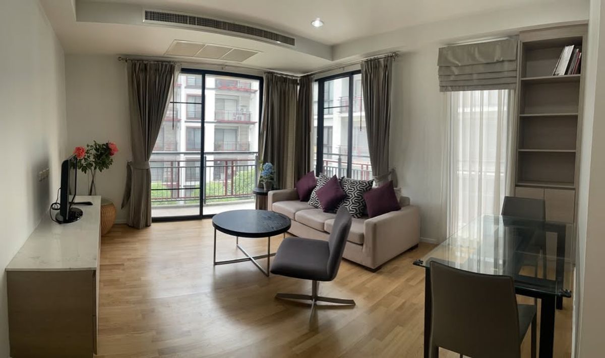 ให้เช่าคอนโดรัชดา ห้วยขวาง : FOR RENT  2 BEDROOM 2 BATHROOM 95 SQ.M  FULLY FURNITURE  READY TO MOVE IN 
