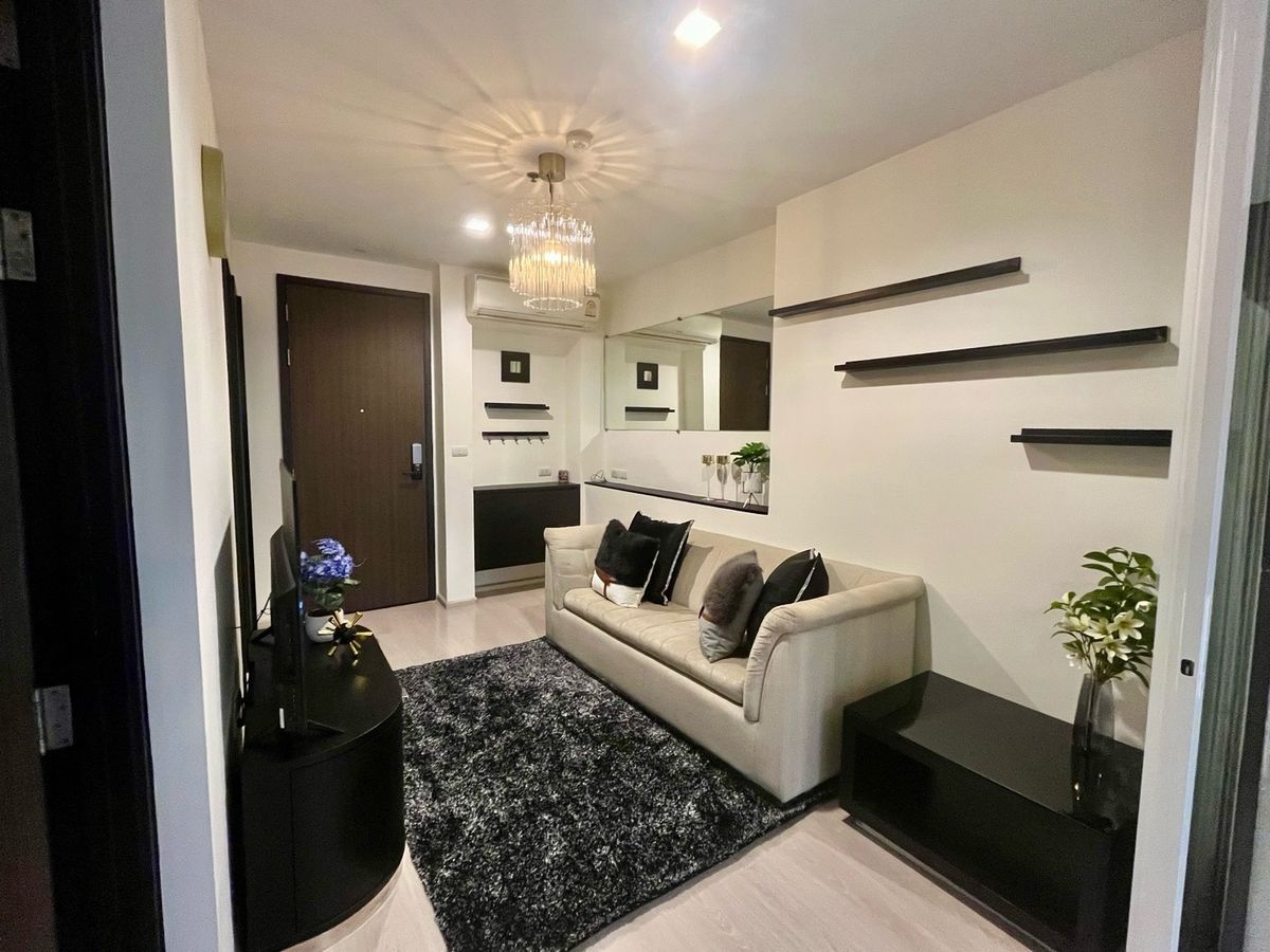 For RentCondoOnnut, Udomsuk : 🔥For urgent rent🔥 Rhythm Sukhumvit 44/1, spacious room + bathtub, fully furnished (next to BTS Phra Khanong)