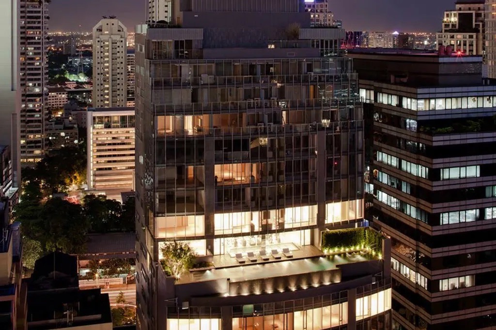 ขายคอนโดสีลม ศาลาแดง บางรัก : ขายหรือเช่าคอนโดหรูในใจกลางเมืองที่ Saladaeng Residences - โอกาสที่คุณไม่ควรพลาด!