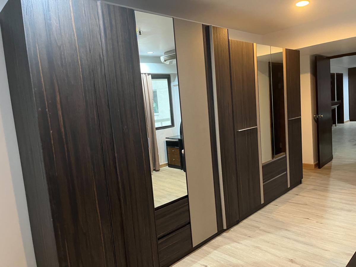 ขายคอนโดสุขุมวิท อโศก ทองหล่อ : 03/04/2026, ขาย/เช่า คอนโด 2 ห้องนอน พื้นที่กว้าง ใจกลางพร้อมพงษ์ 
Baan Suanpetch 135 ตร.ม. ราคาสุดคุ้ม เริ่ม 17 ลบ. 0642748883