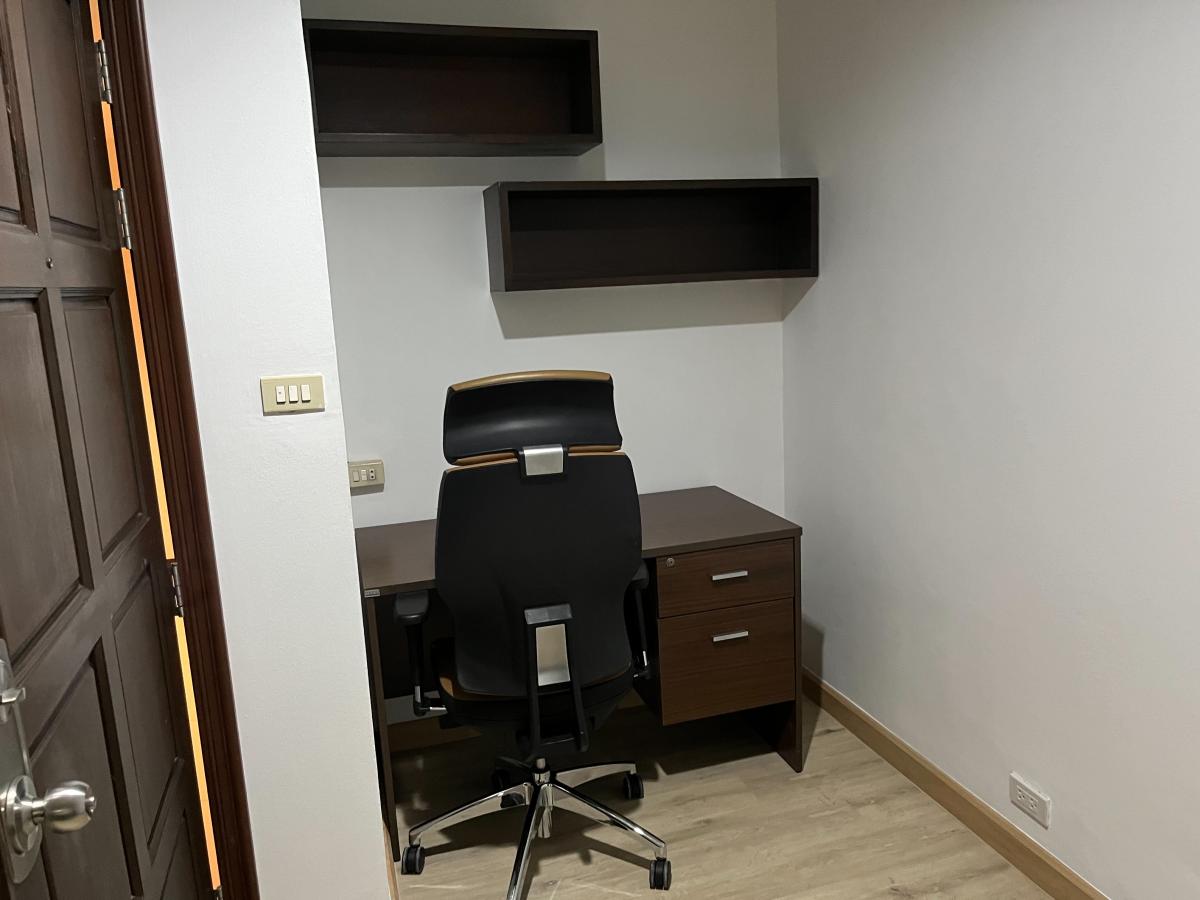 ขายคอนโดสุขุมวิท อโศก ทองหล่อ : 03/04/2026, ขาย/เช่า คอนโด 2 ห้องนอน พื้นที่กว้าง ใจกลางพร้อมพงษ์ 
Baan Suanpetch 135 ตร.ม. ราคาสุดคุ้ม เริ่ม 17 ลบ. 0642748883